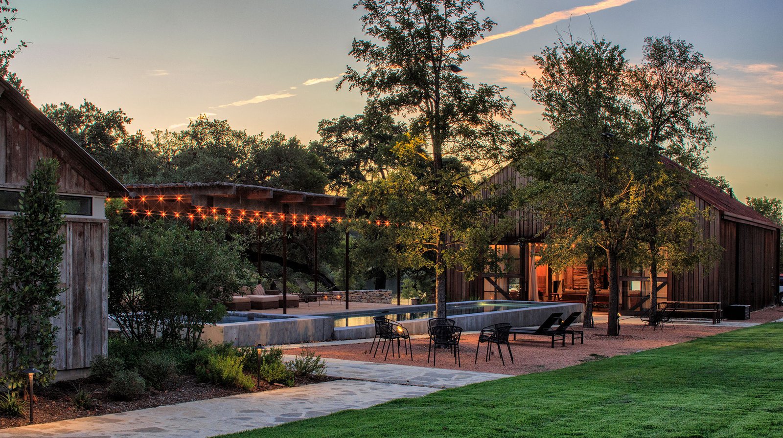 StudioOutside_Paahaa Ranch_01.jpg