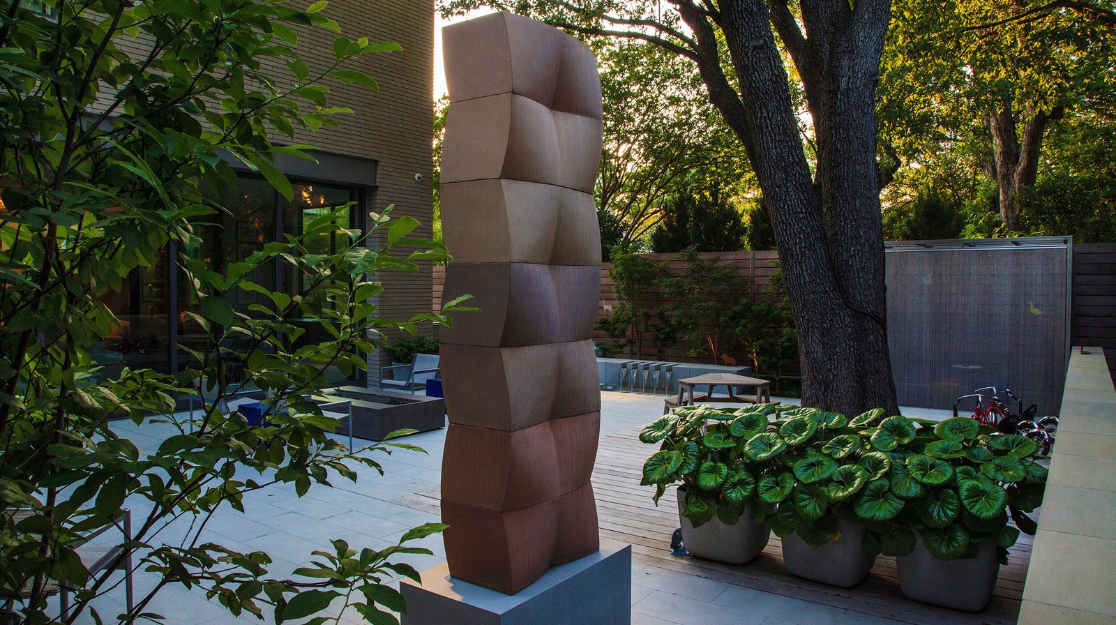 StudioOutside_Overhill_06.jpg