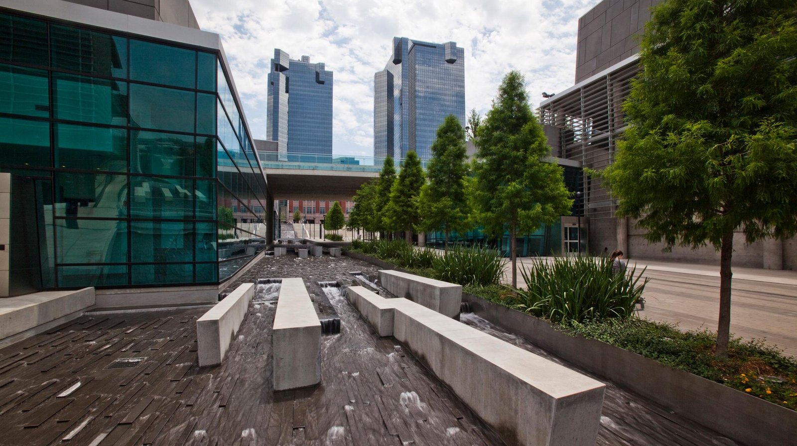StudioOutside_TarrantCountyCollege_05.jpg