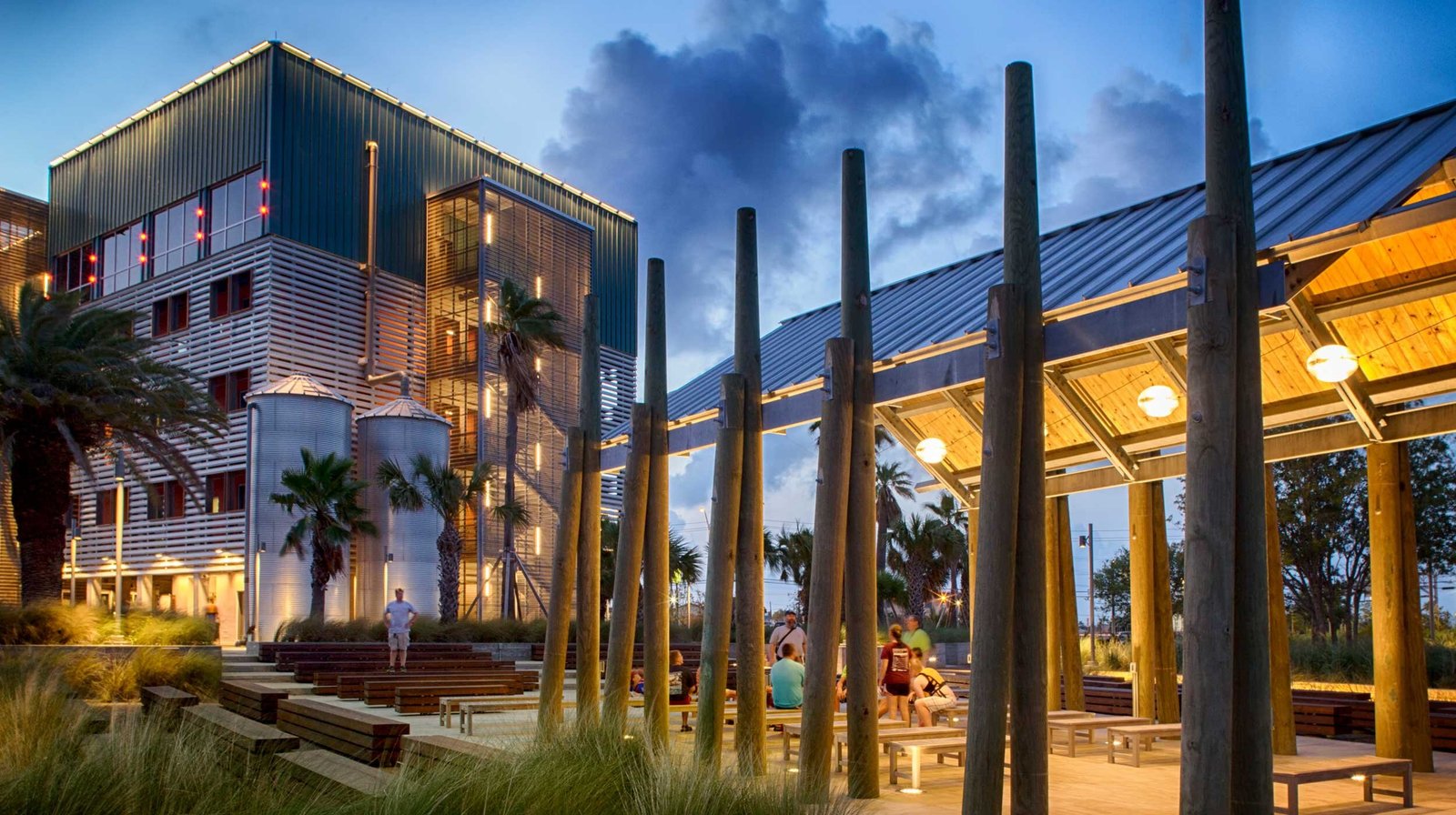 StudioOutside_SeaStarBaseGalveston_03.jpg