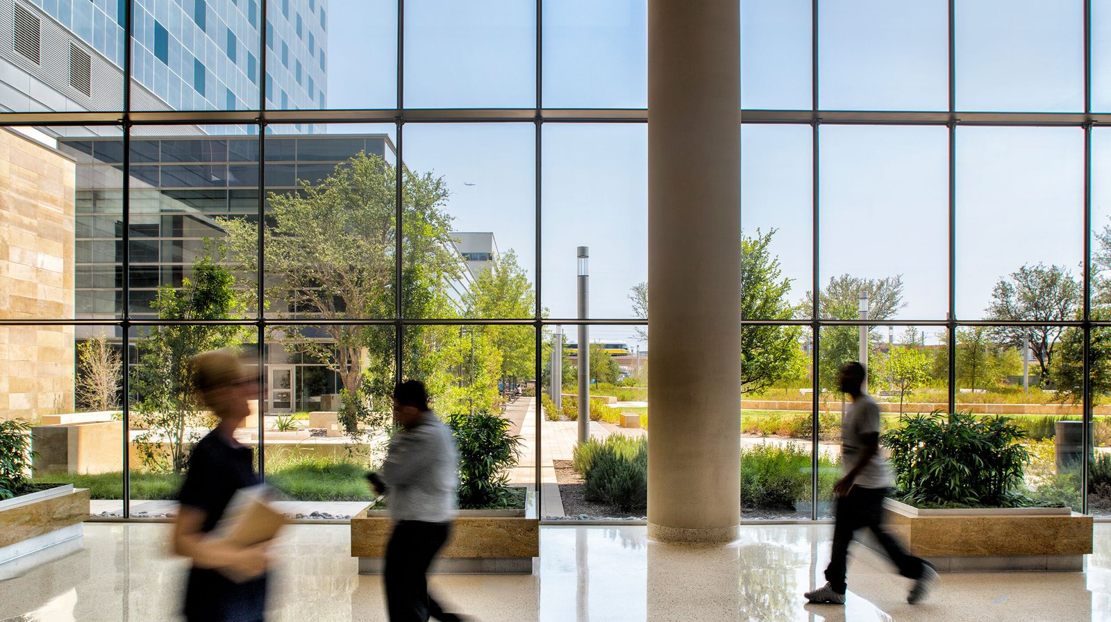 StudioOutside_Parkland Hospital_05.jpg