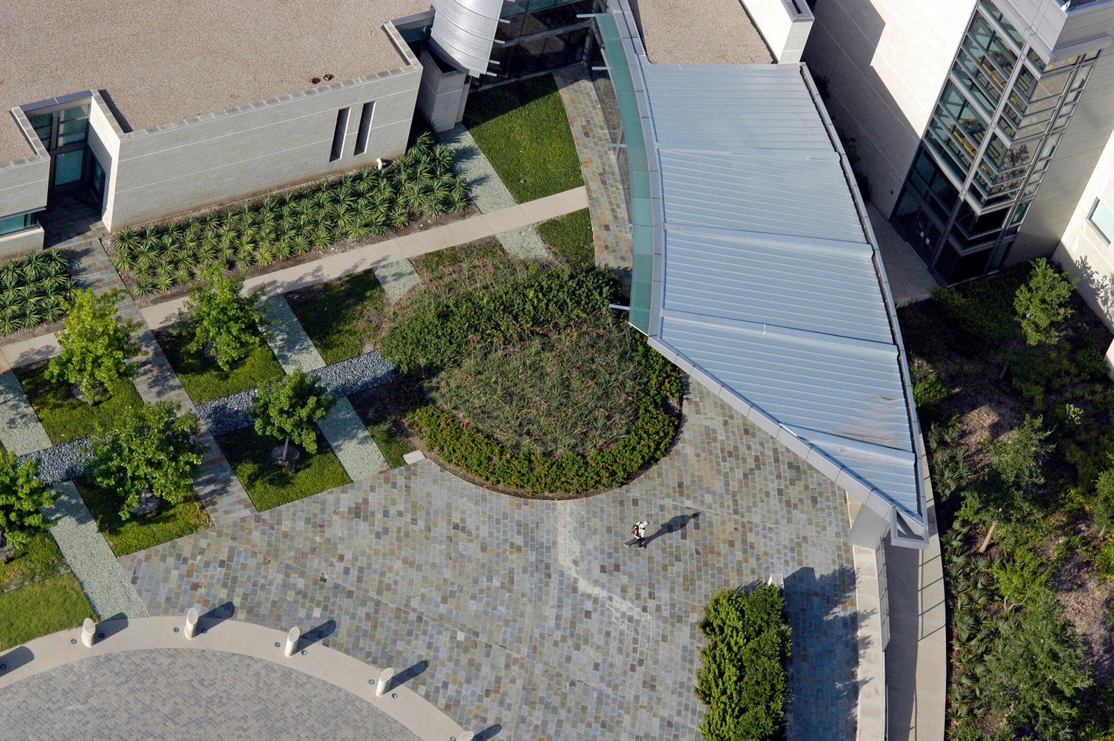 StudioOutside_EricssonHQ_02.jpg