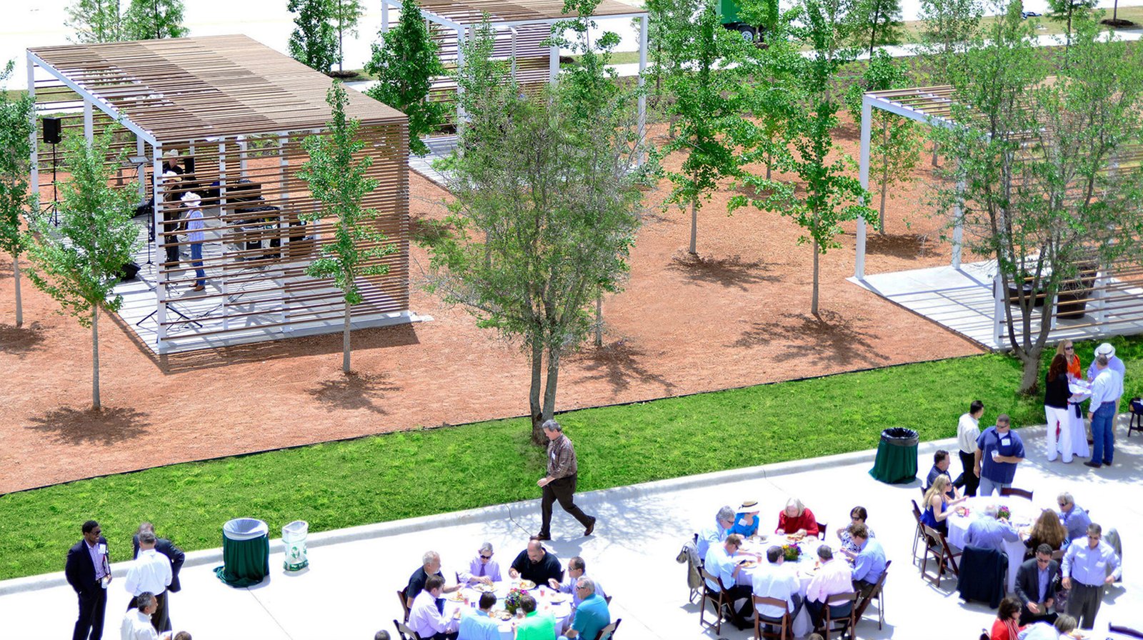 StudioOutside_The Offices at Cypress Waters_06.jpg
