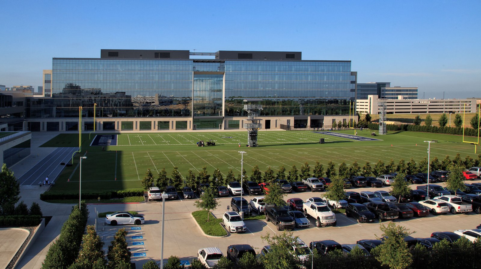 StudioOutside_TheStar_DallasCowboys_HQ_12.jpg