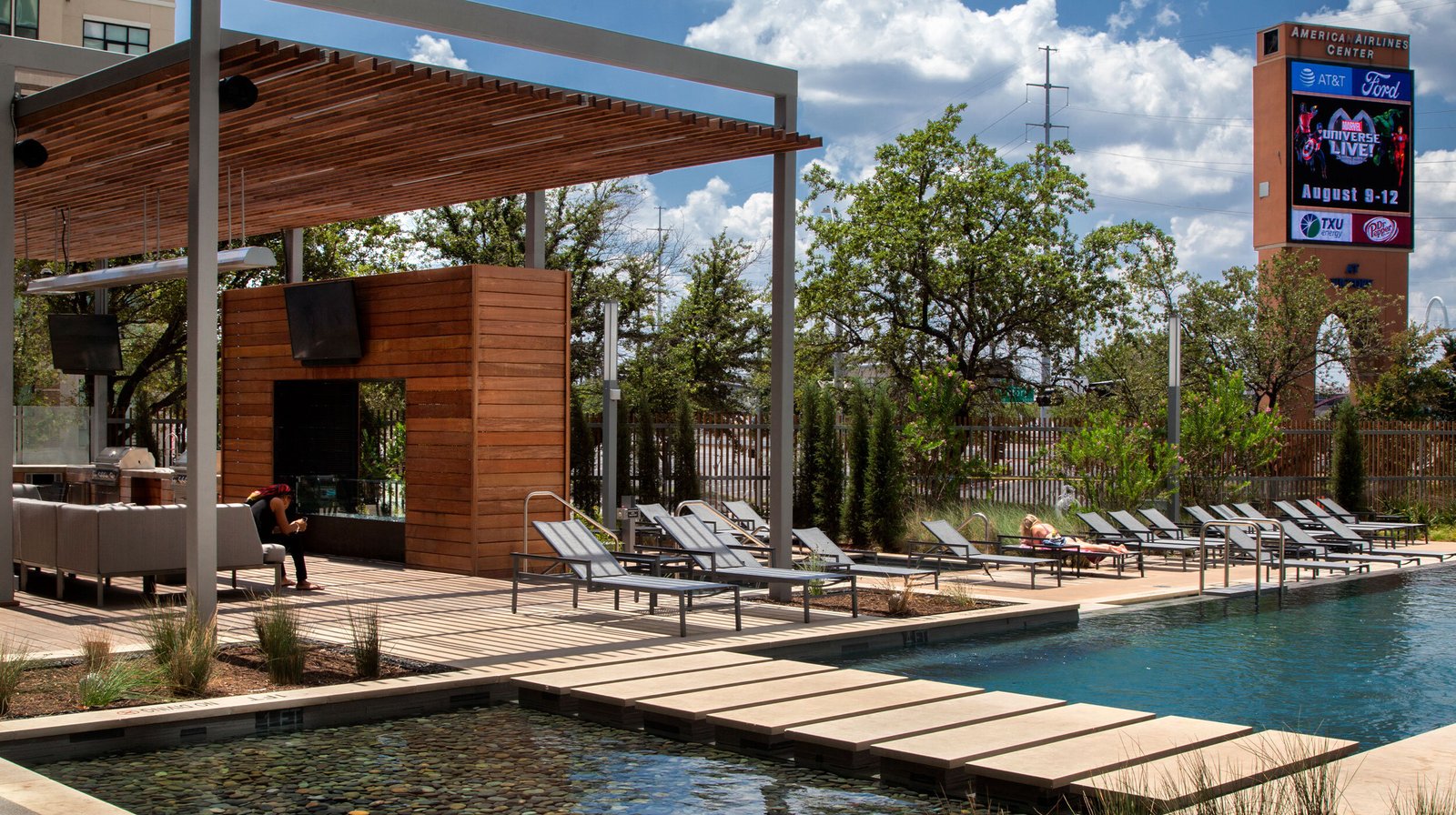 StudioOutside_TheKatyStation_06.jpg