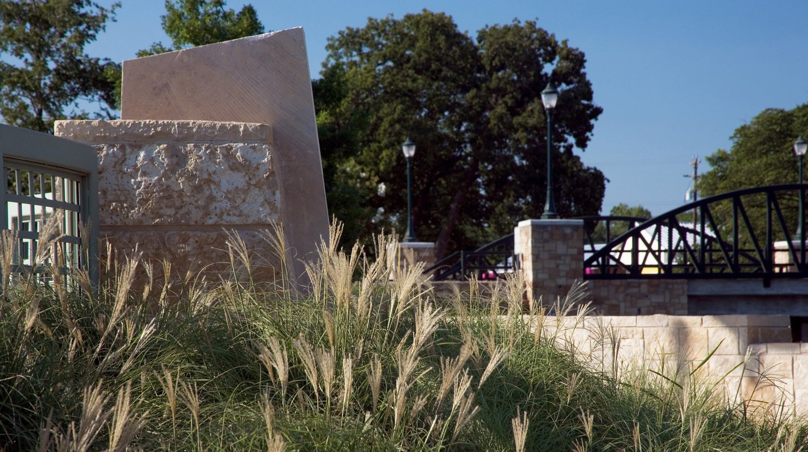 StudioOutside_CentennialPark_04.jpg