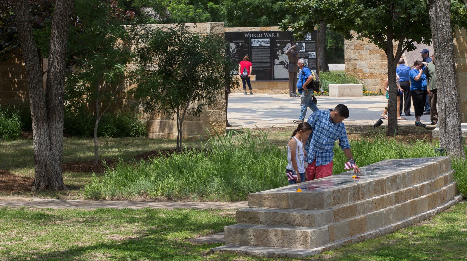StudioOutside_Irving_Veterans_Memorial_02.jpg