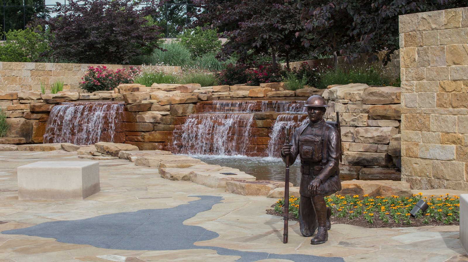 StudioOutside_Irving_Veterans_Memorial_04.jpg