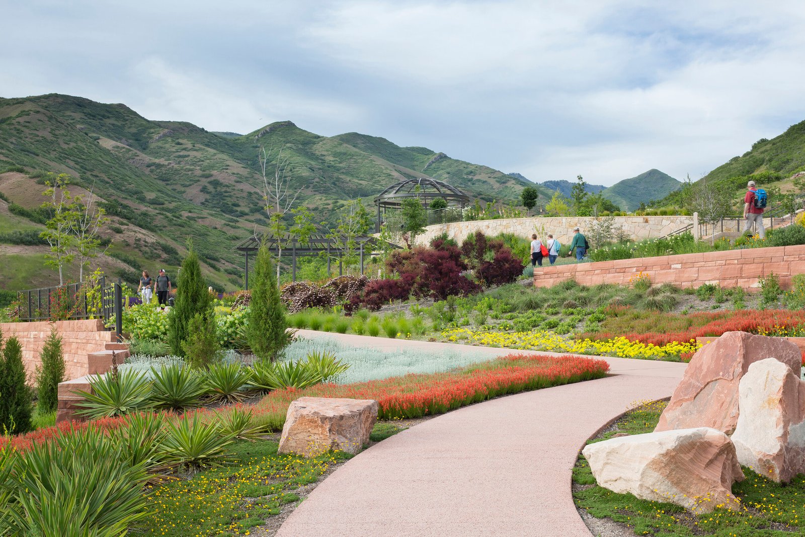 StudioOutside_WaterConservationGarden_04.jpg