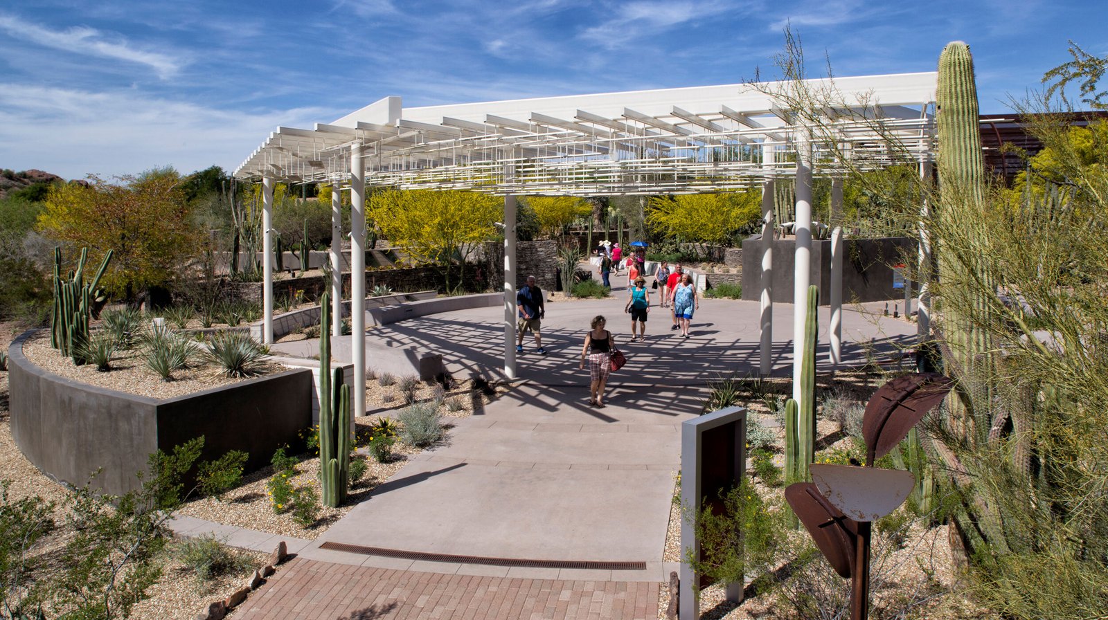 StudioOutside_Desert_Portal_08.jpg