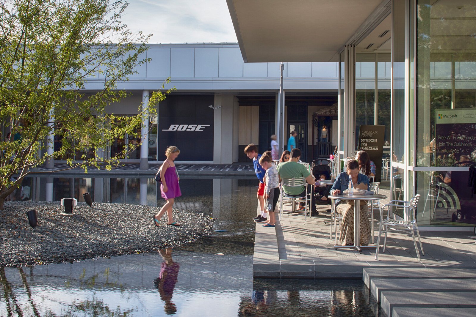 StudioOutside_OakbrookCenter_07.jpg