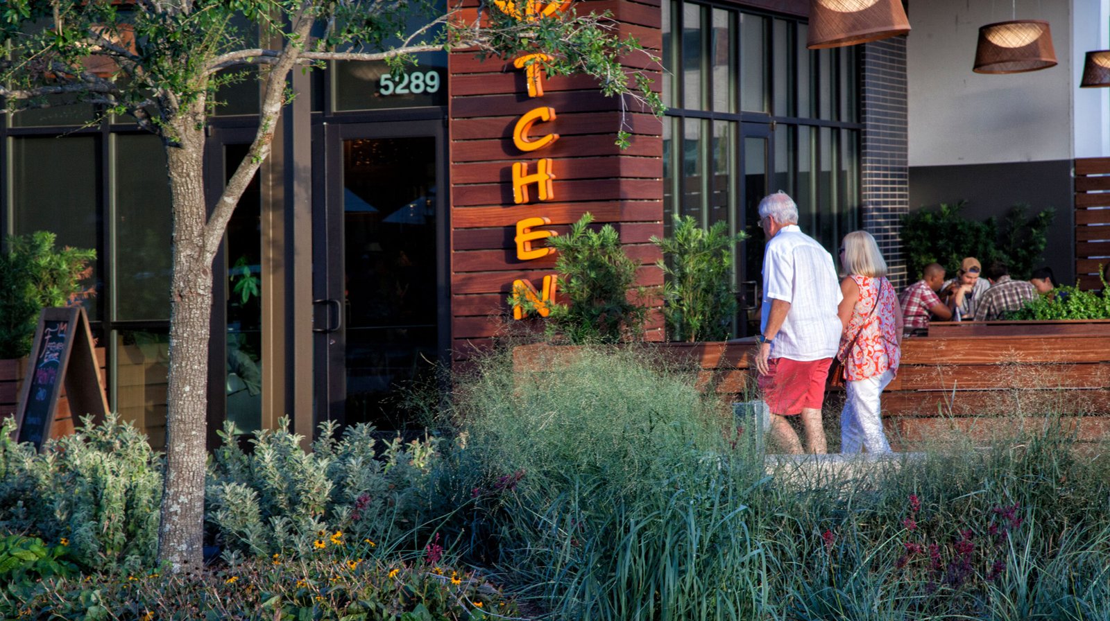 StudioOutside_TheShopsatClearfork_05.jpg