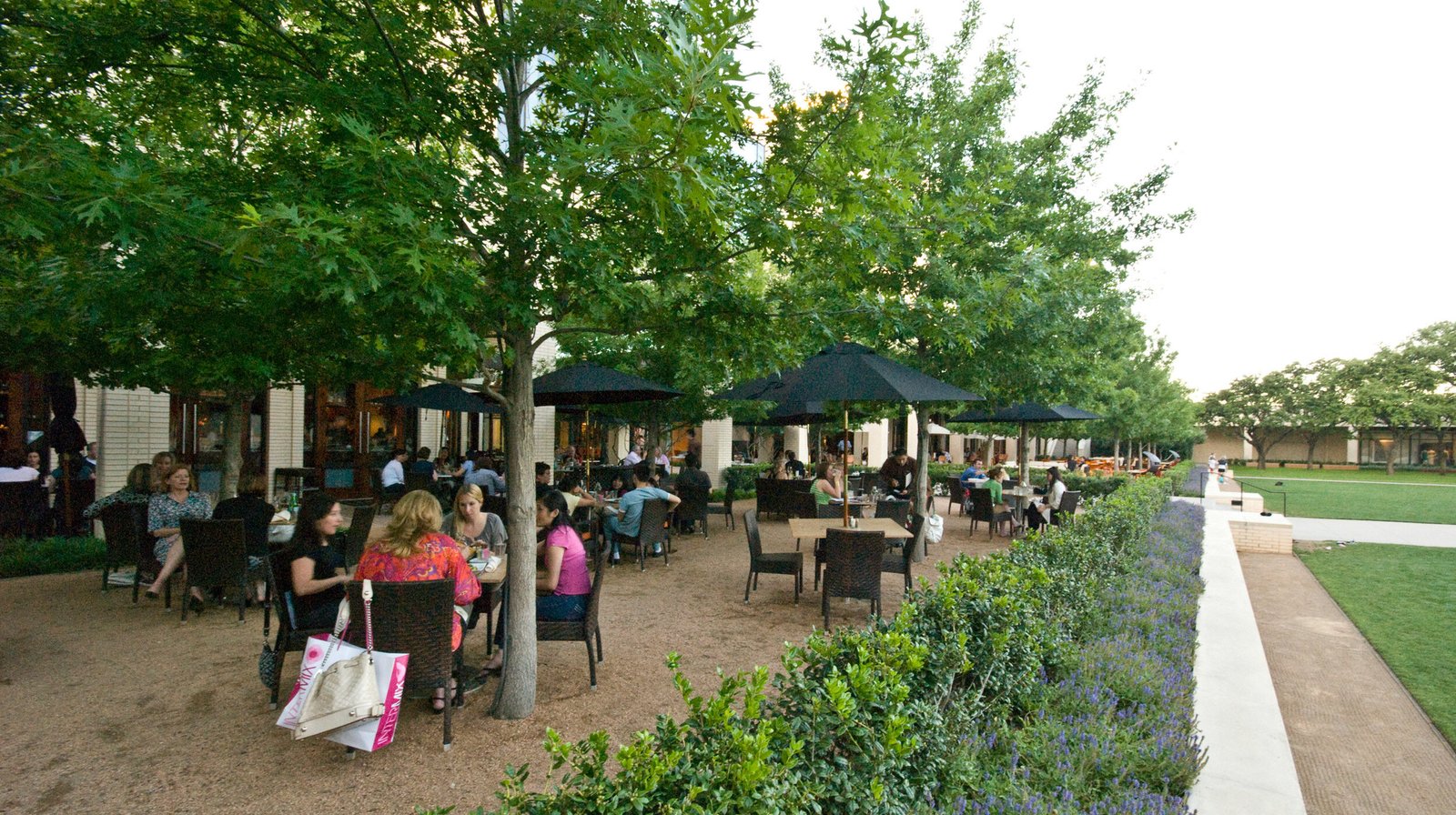 StudioOutside_NorthPark_Center_Garden_05.jpg