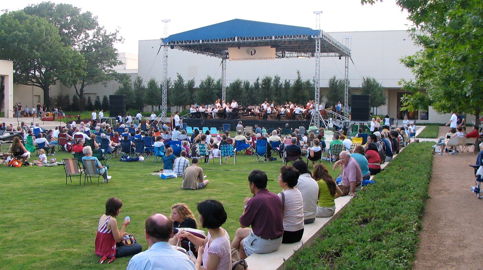 StudioOutside_NorthPark_Center_Garden_08.jpg