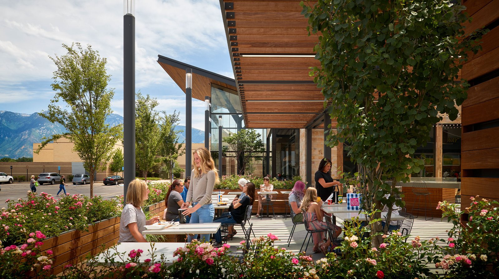 StudioOutside_The-Shops-at-South-Town_02.jpg