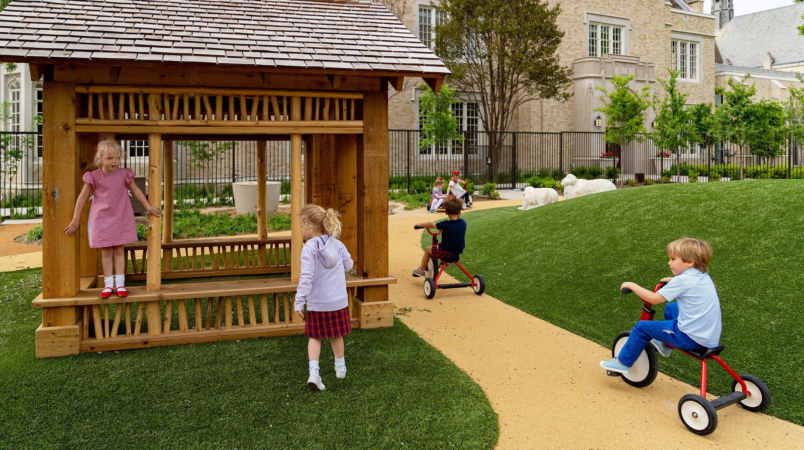 StudioOutside_Highland_Park_Presbyterian_Church_06.jpg