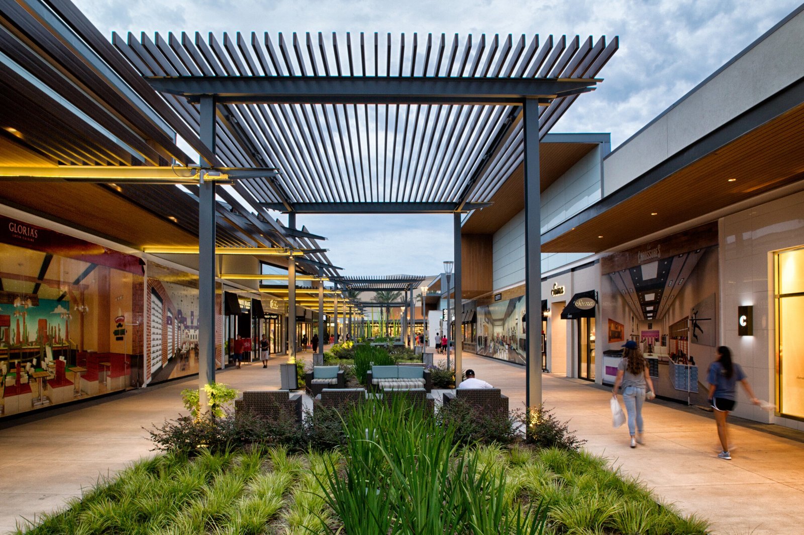 Baybrook Mall Lifestyle Center